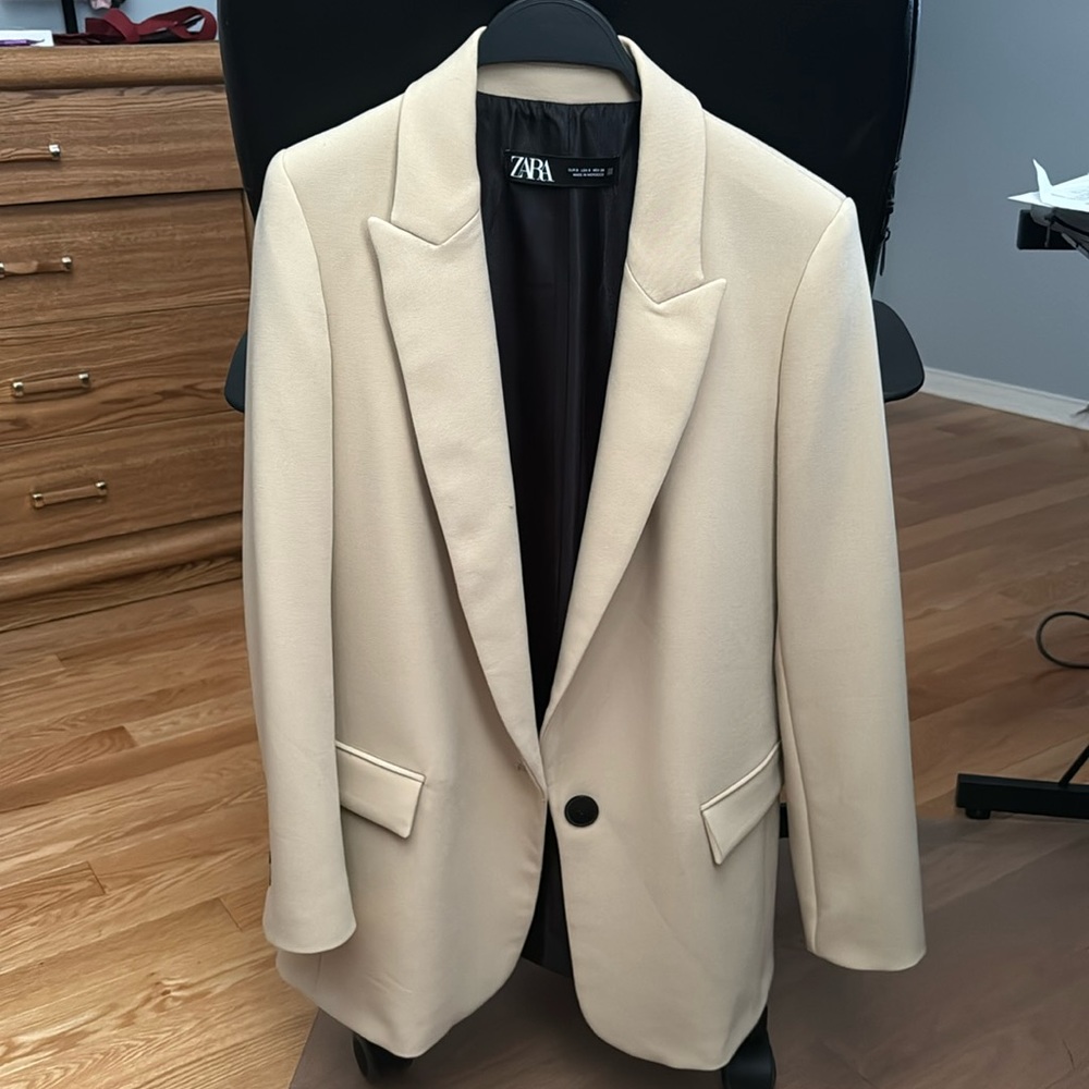 Cream/Beige Oversized Blazer